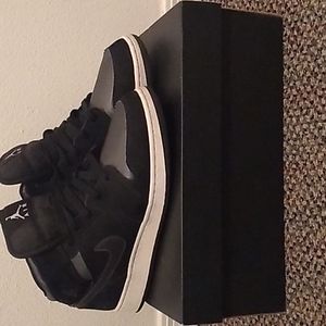 Air jordan 1 mid se